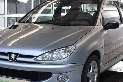 Peugeot 206 213.445 km 1.240 &euro; Bad Friedrichshall 74177