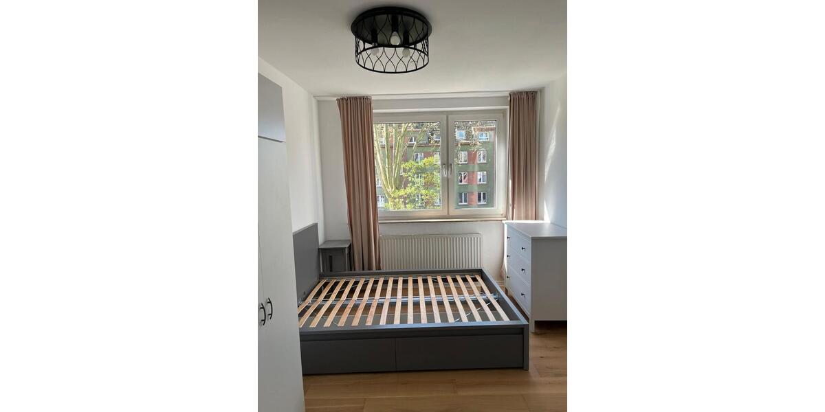 Wohnen auf Zeit Düsseldorf Stadtbezirk 3 - 1 Zimmer, 12 m&sup2;, 580&euro; | Angebot:26656271