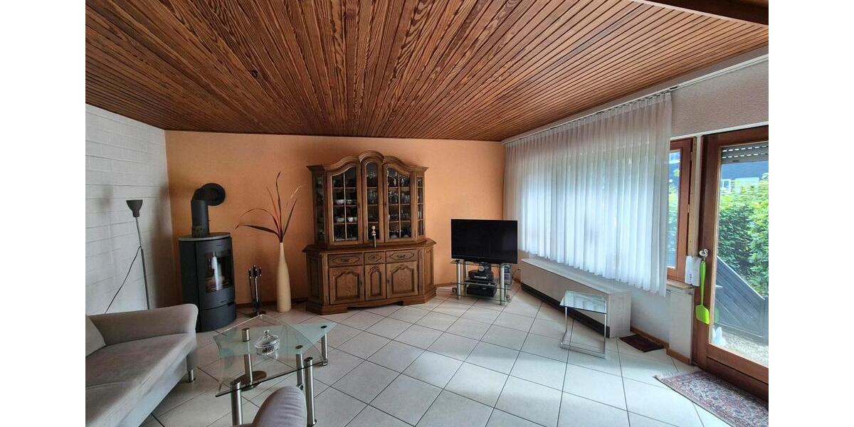 Einfamilienhaus Wermelskirchen - 2.300&euro; | Angebot:22598379