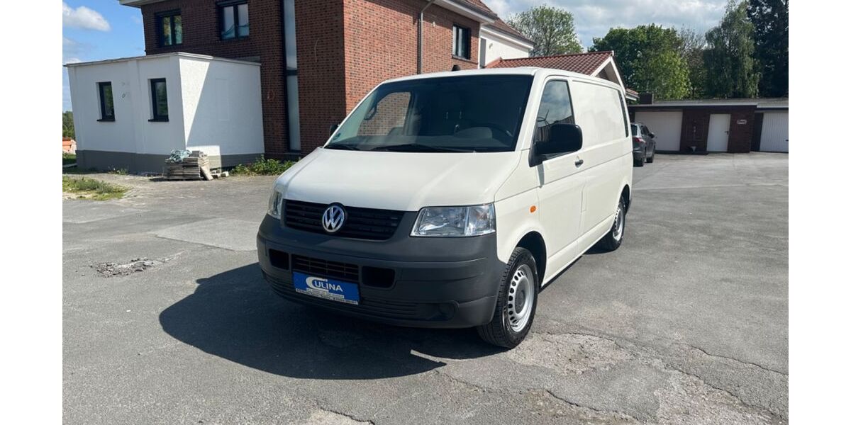 VW T5 Transporter 227.000 km 4.999 &euro; Erwitte 59597