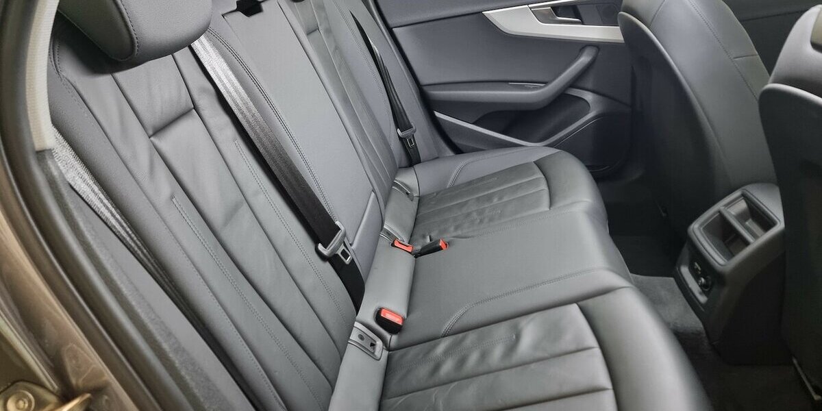 Audi A4 35 TDI DSG LED AHK SHZ Tempomat Leder 107.600 km 23.750 &euro; Garrel 49681