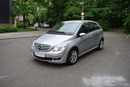 Mercedes B 200