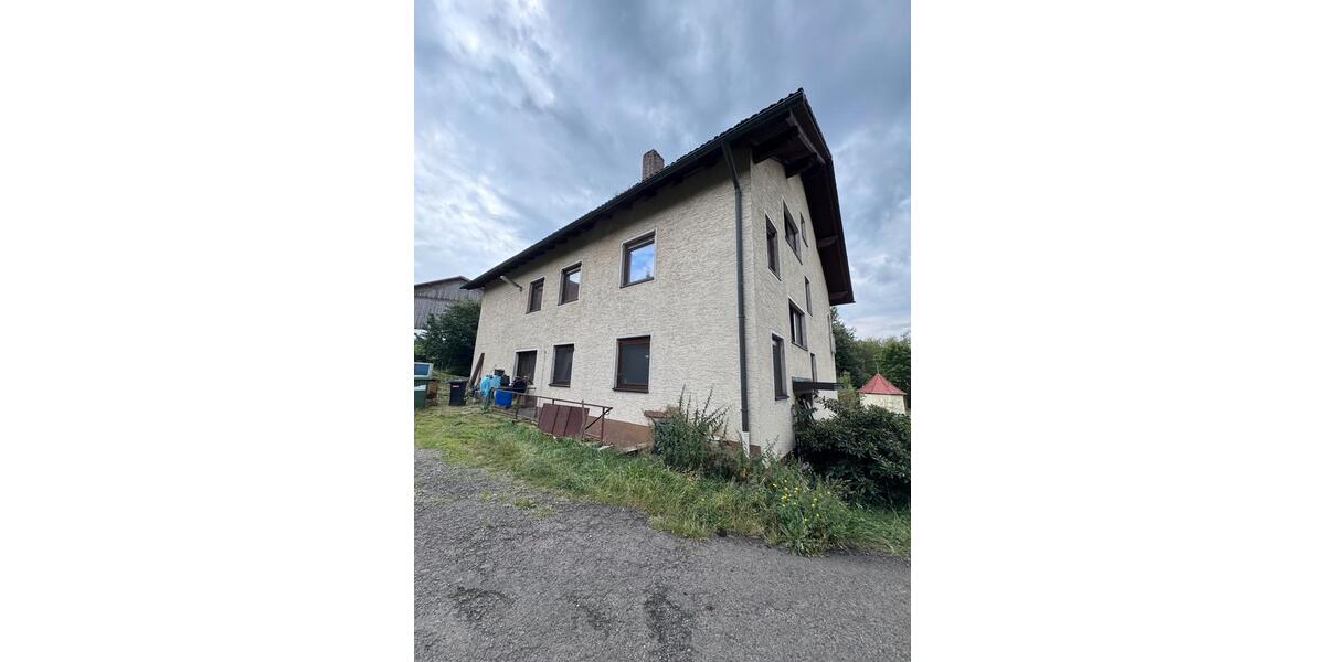 Mehrfamilienhaus, Wohnhaus Bad Neualbenreuth - 14 Zimmer, 254 m&sup2;, 220.000&euro; | Angebot:27147837
