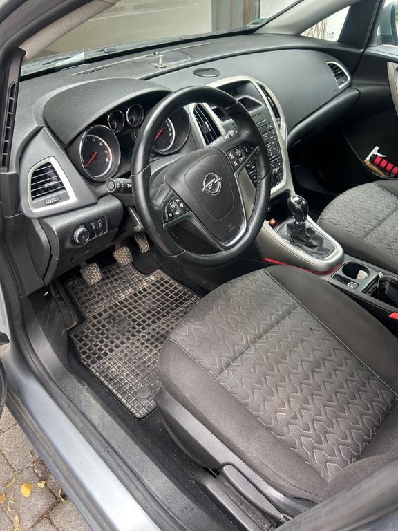 Opel Astra 122.000 km 5.900 € Heretsried 86465