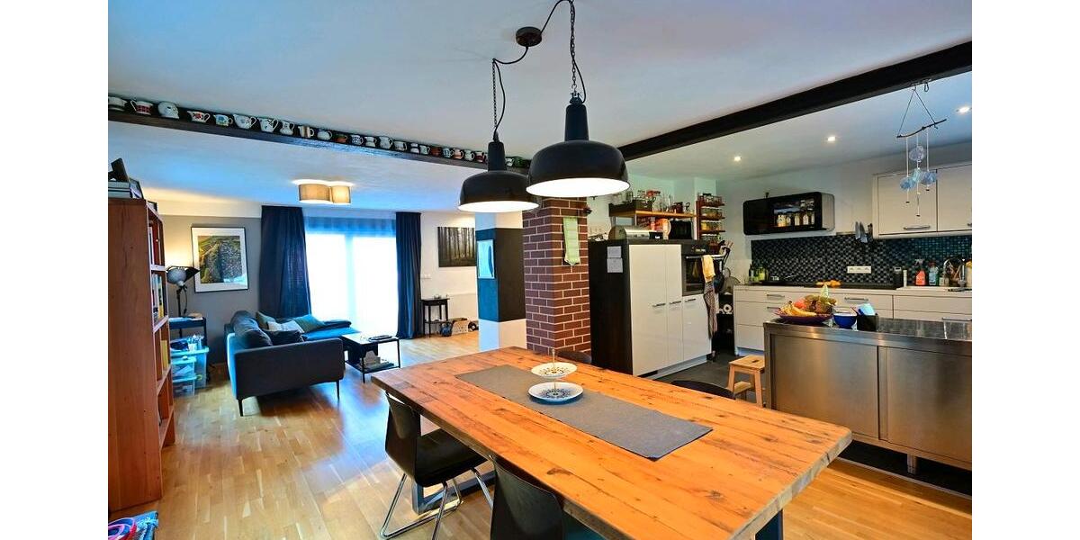 Einfamilienhaus Selb - 9 Zimmer, 230 m&sup2;, 269.000&euro; | Angebot:26075485