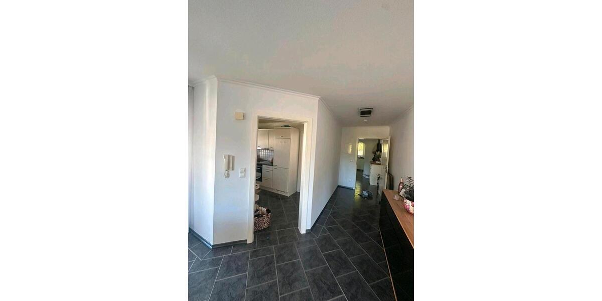 Etagenwohnung Landau an der Isar - 3 Zimmer, 110 m&sup2;, 850&euro; | Angebot:26375346