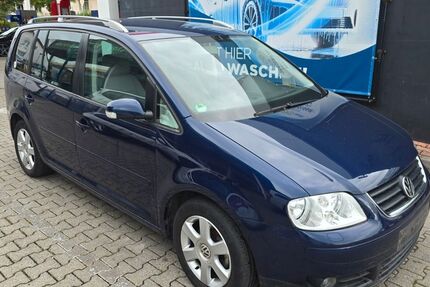VW Touran 227.000 km 1.290 € Garching 85748