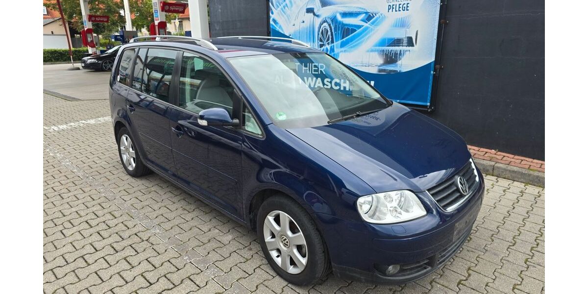 VW Touran 227.000 km 1.290 € Garching 85748