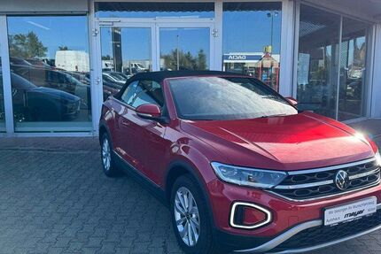 VW T-Roc 2.500 km 28.990 &euro; Klötze 38486