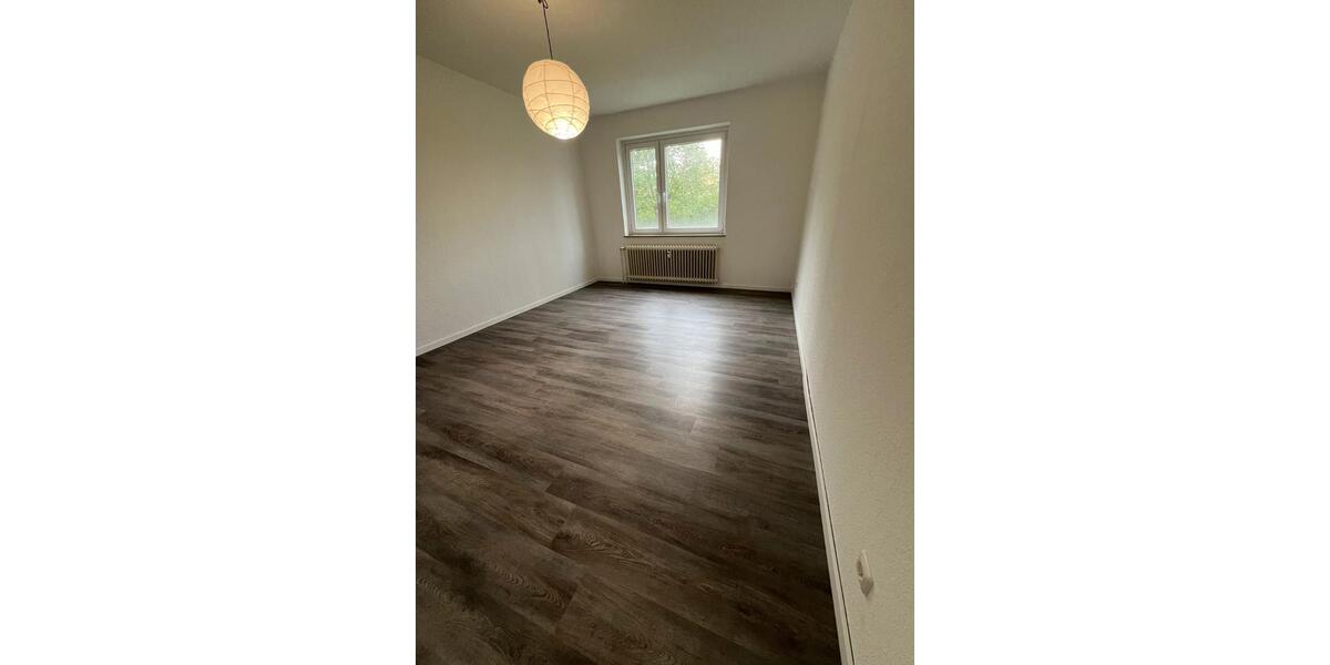 Erdgeschoßwohnung Laatzen - 3 Zimmer, 74 m&sup2;, 170.000&euro; | Angebot:26844297