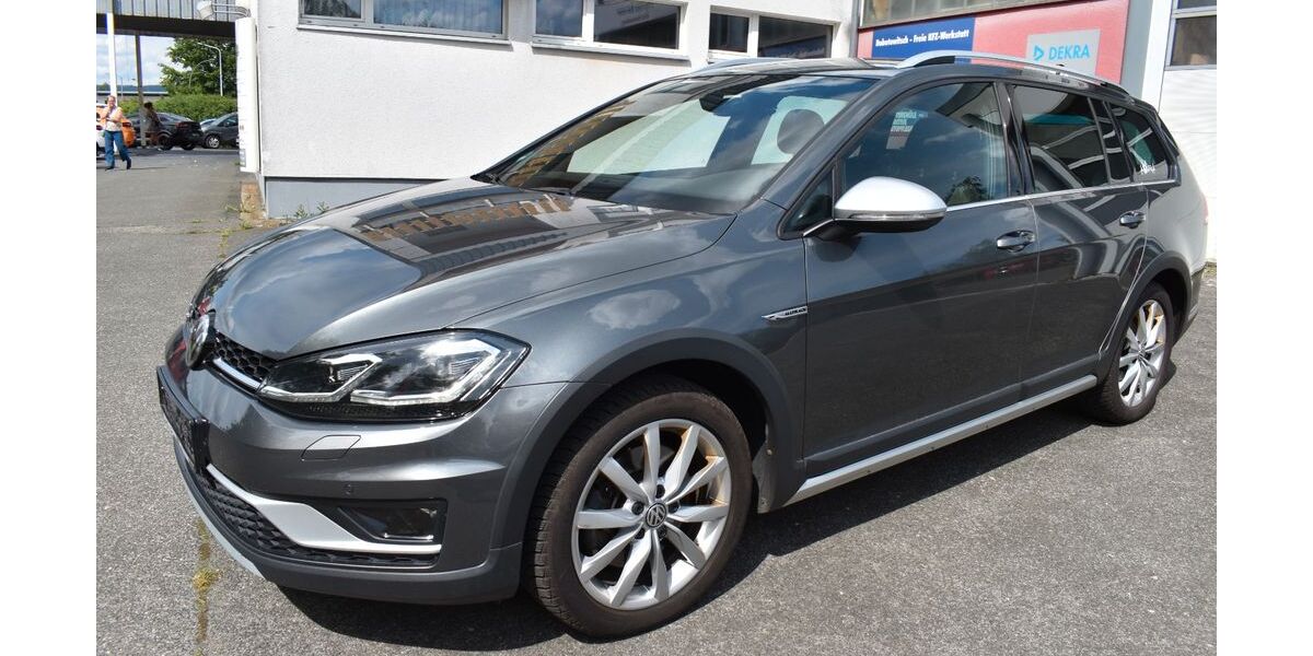VW Golf 104.000 km 18.900 &euro; Neustadt bei Coburg 96465