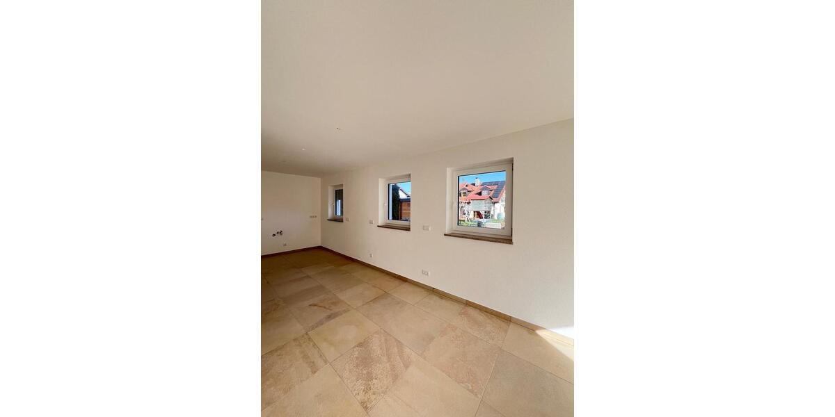 Doppelhaushälfte Egmating - 7 Zimmer, 174 m&sup2;, 2.600&euro; | Angebot:25384338