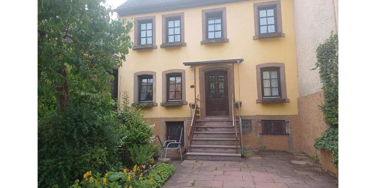 Einfamilienhaus Winnweiler - 5 Zimmer, 120 m&sup2;, 865&euro; | Angebot:25405914