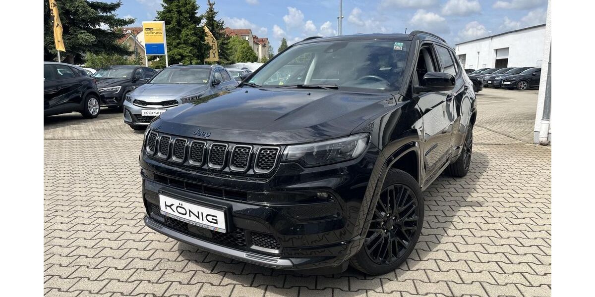 Jeep Compass 62.151 km 27.999 &euro; Leipzig 04178