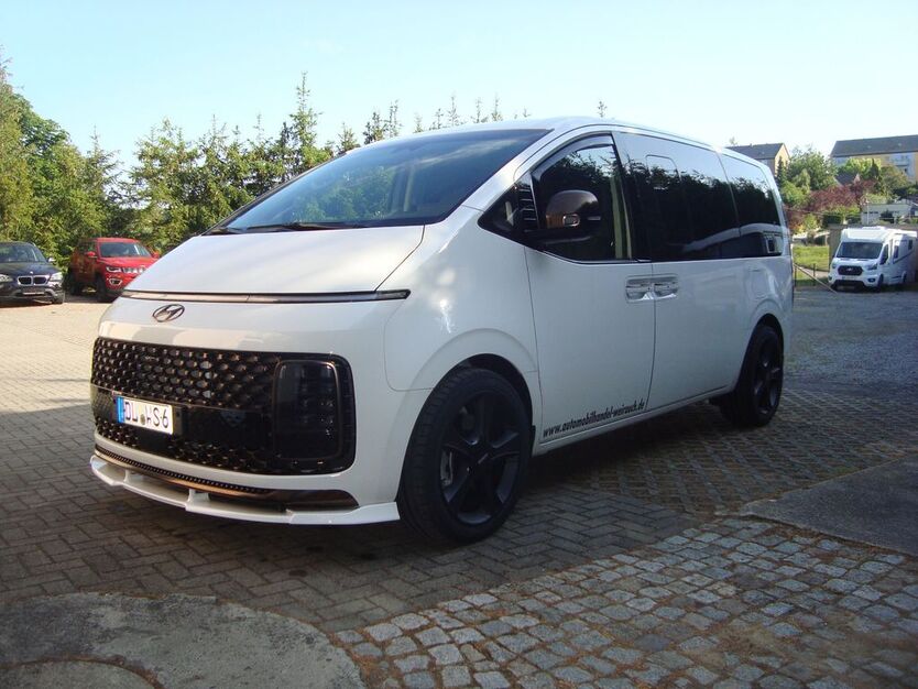 Hyundai STARIA 17.000 km 45.990 € Waldheim 04736