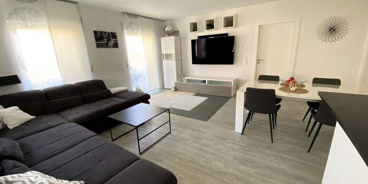 Etagenwohnung Eningen unter Achalm Eningen - 4 Zimmer, 118 m&sup2;, 560.000&euro; | Angebot:24234858