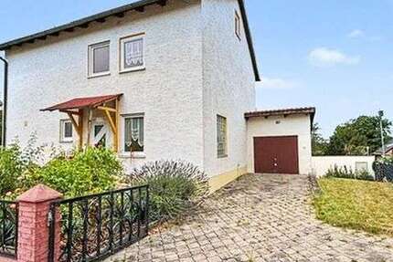 Haus Regenstauf - 4 Zimmer, 130 m&sup2;, 590.000&euro; | Angebot:27140927