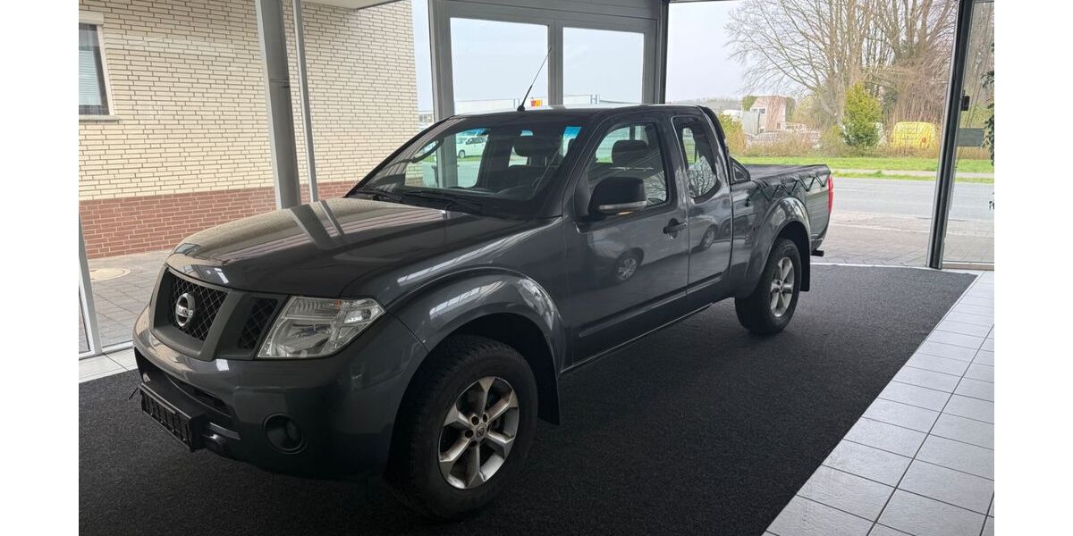 Nissan Navara 221.000 km 8.950 &euro; Bad Salzuflen 32107