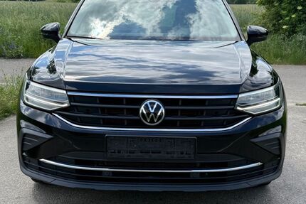 VW Tiguan 121.500 km 17.900 &euro; Berlin 13051
