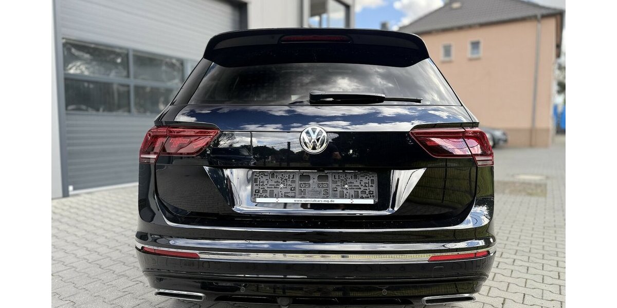 VW Tiguan R-Line / Allrad / Pano / Keyless 84.000 km 33.900 &euro; Mönchengladbach 41066