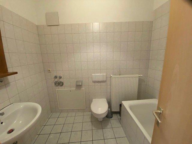 Etagenwohnung Bad Lobenstein - 2 Zimmer, 67 m&sup2;, 364&euro; | Angebot:26335836