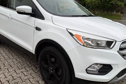 Ford Kuga 96.800 km 8.590 &euro; Lollar 35457