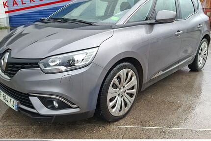 Renault Scenic 106.022 km 9.685 &euro; Achern 77855