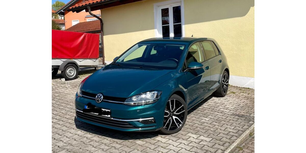 VW Golf 98.140 km 14.300 &euro; Aldersbach 94501