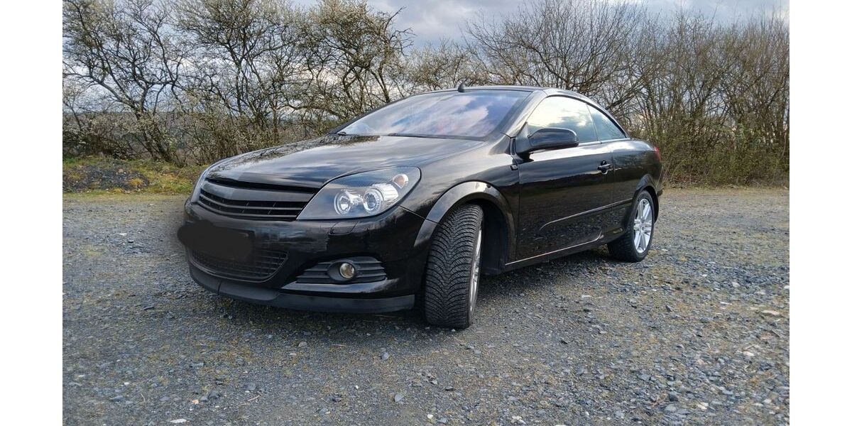 Opel Astra 218.948 km 2.000 &euro; Steinau 36396