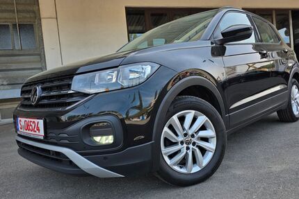 VW T-Cross 130.000 km 14.990 &euro; Stuttgart 70563