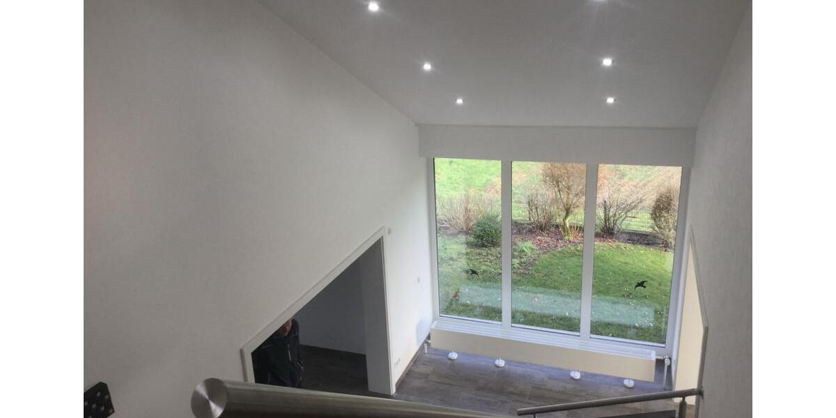 Einfamilienhaus Höxter - 7 Zimmer, 210 m&sup2;, 330.000&euro; | Angebot:26819092