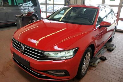 VW Passat Variant