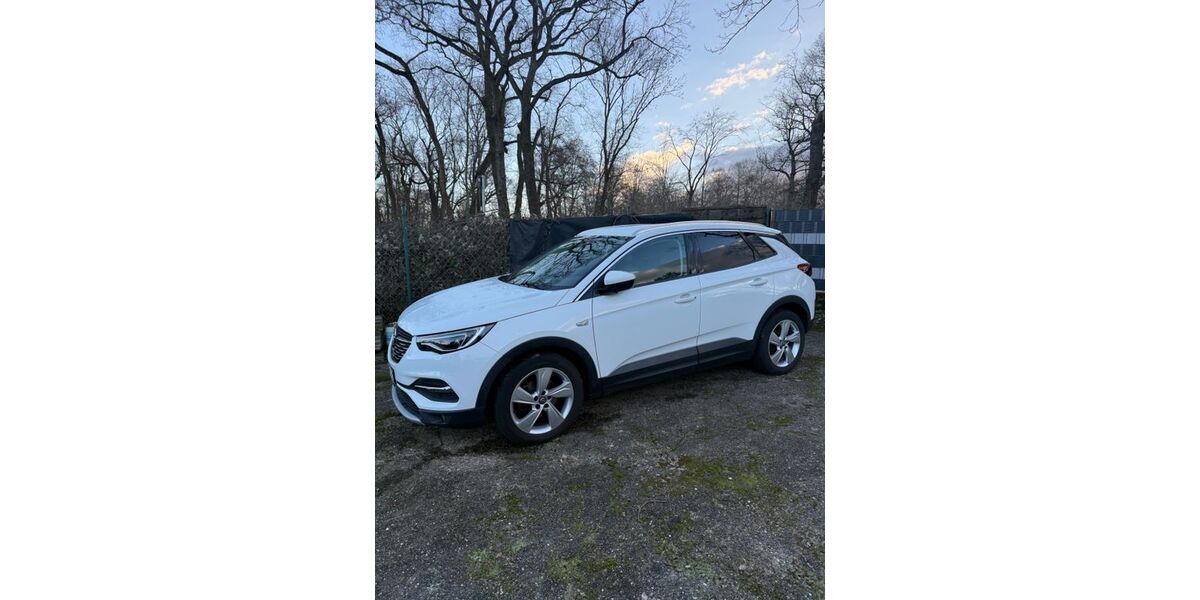 Opel Grandland (X) 149.000 km 11.900 &euro; Mannheim 68307