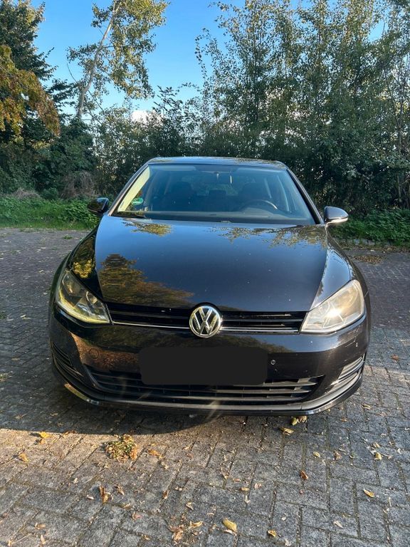 VW Golf 190.000 km 8.350 € Schellhorn 24211