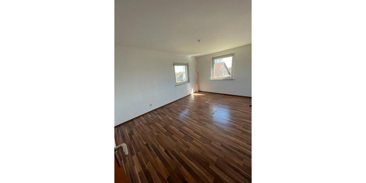 Bauernhaus, Landhaus Wartenberg - 5 Zimmer, 212 m&sup2;, 180.000&euro; | Angebot:26415380