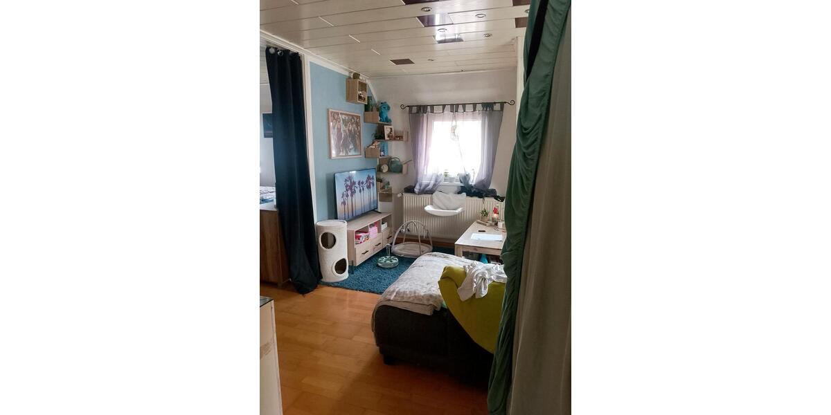 Dachgeschoßwohnung Oberkochen - 3 Zimmer, 75 m&sup2;, 850&euro; | Angebot:26539005