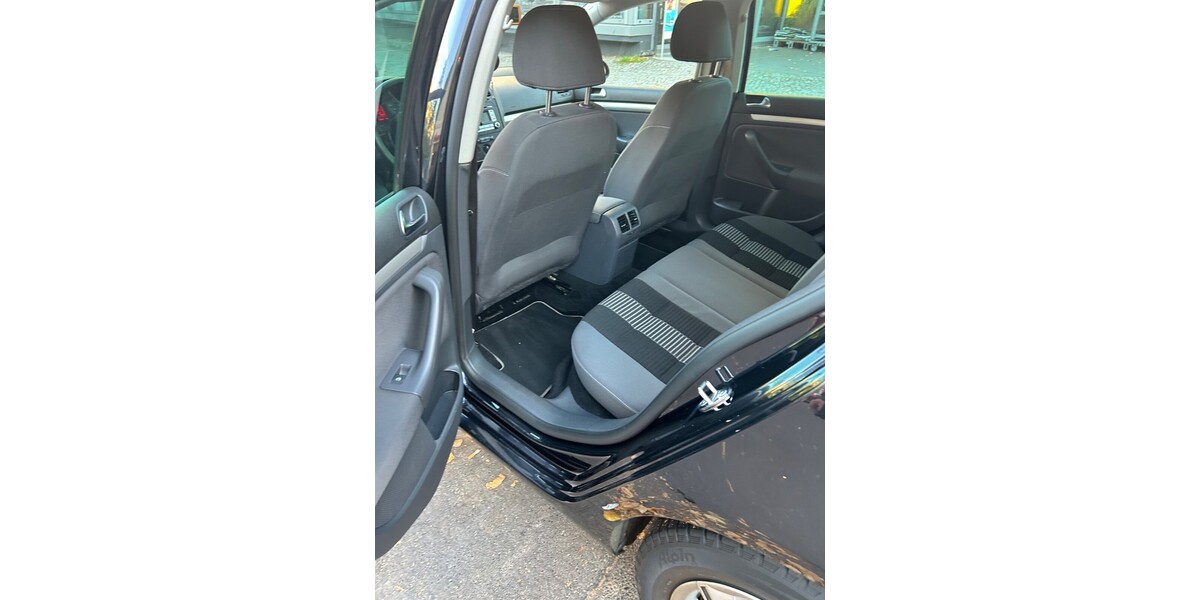 VW Golf 76.000 km 4.500 &euro; Berlin 10178