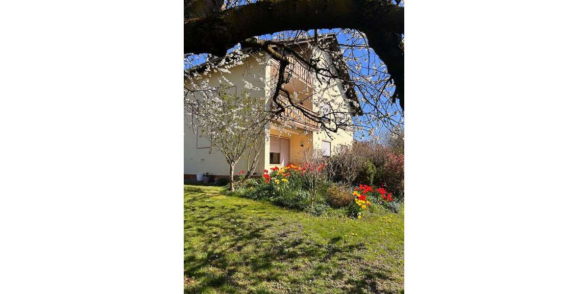 Einfamilienhaus Hanau-Mittelbuchen Mittelbuchen - 11 Zimmer, 198 m&sup2;, 779.000&euro; | Angebot:26580318
