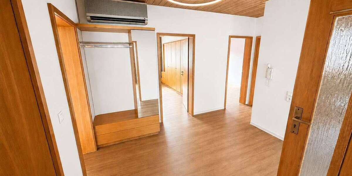Etagenwohnung Wangen - 4 Zimmer, 105 m&sup2;, 997&euro; | Angebot:26856408