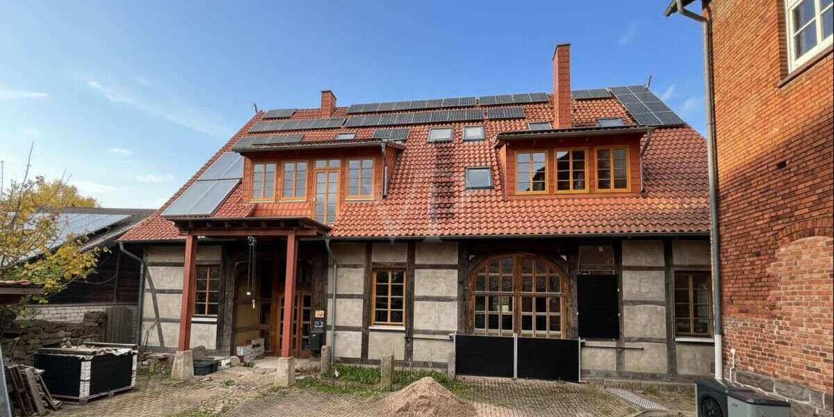 Haus zum Kaufen in Hameln 1.350.000 € 366.49 m² 6 zimmer