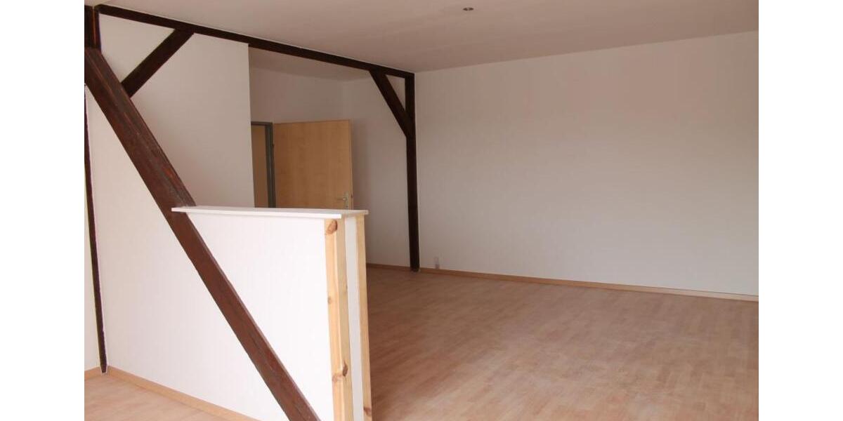 Dachgeschoßwohnung Trebbin - 4 Zimmer, 121 m&sup2;, 1.209&euro; | Angebot:25457053