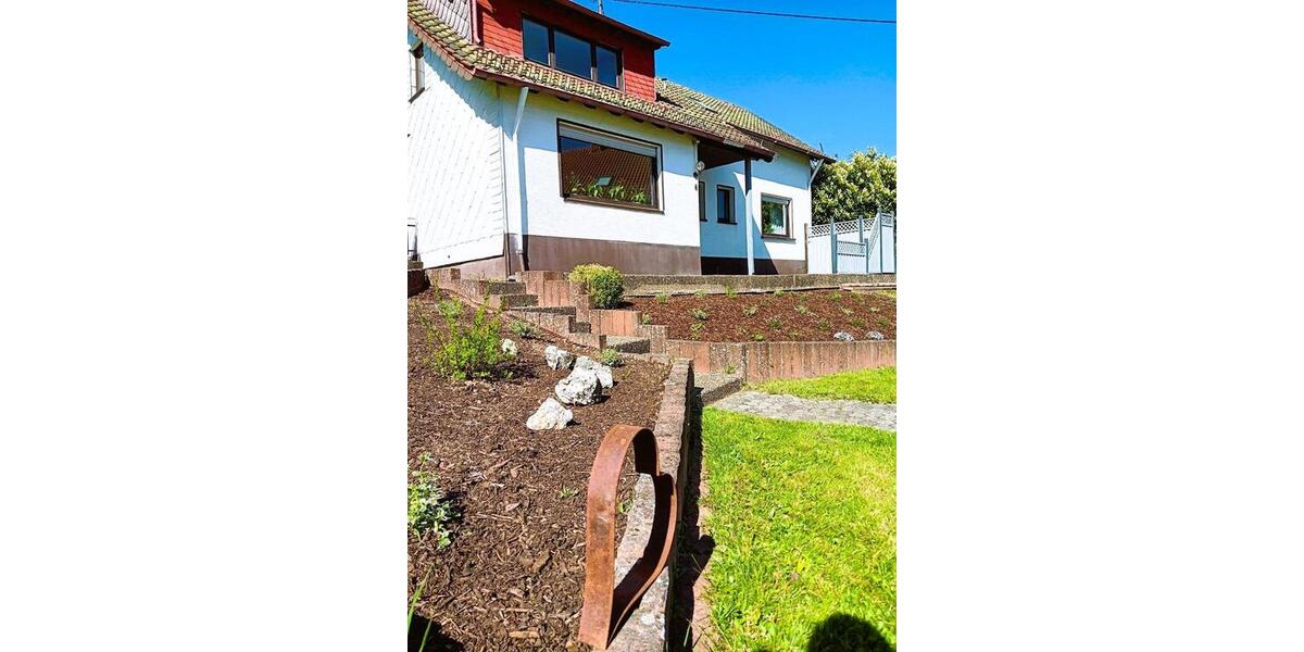 Einfamilienhaus Nonnweiler - 6 Zimmer, 185 m&sup2;, 279.000&euro; | Angebot:27120417