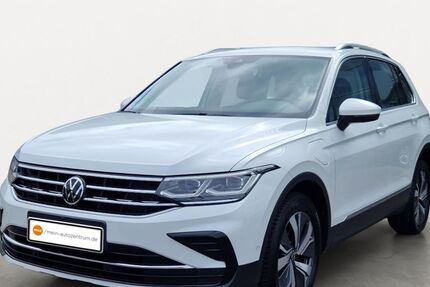VW Tiguan 51.531 km 28.960 &euro; Seevetal 21220