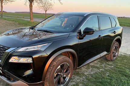 Nissan X-Trail 24.000 km 31.500 &euro; Lossatal 04808