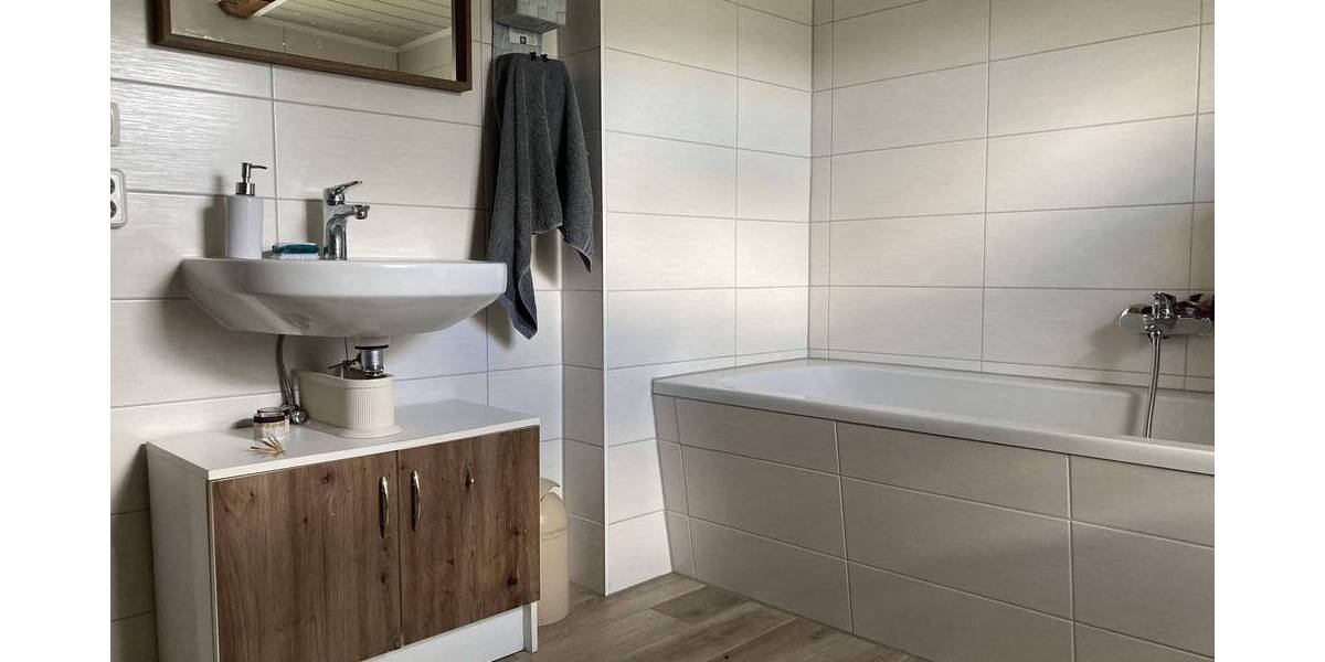 Bauernhaus, Landhaus Allstedt Holdenstedt - 7 Zimmer, 170 m&sup2;, 279.000&euro; | Angebot:25779343