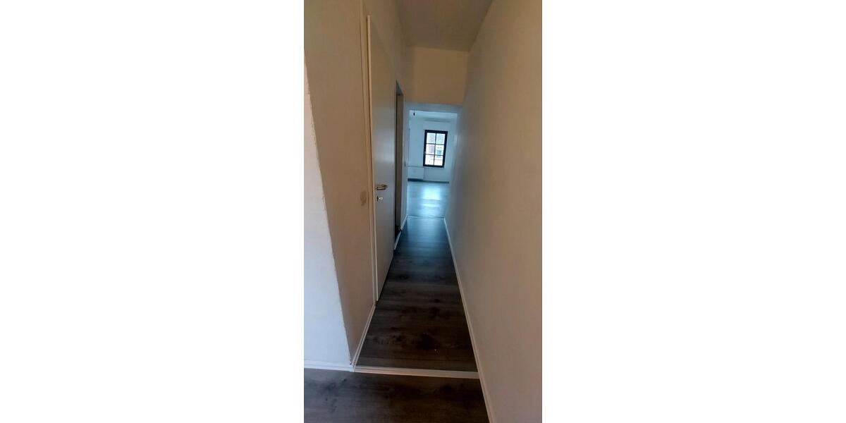 Etagenwohnung Saarbrücken Dudweiler - 1 Zimmer, 30 m&sup2;, 61.000&euro; | Angebot:26406354