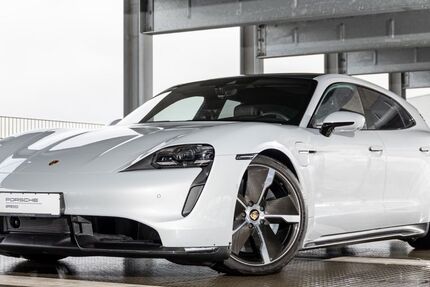 Porsche Taycan 14.990 km 98.880 &euro; Friedrichshafen 88045