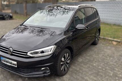VW Touran 32.000 km 30.490 &euro; Mainz-Kostheim 55246