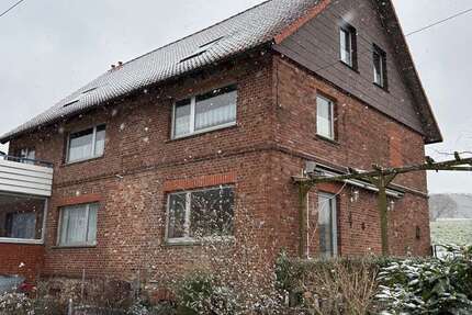 Haus zum Kaufen in Extertal 189.000 € 220.39 m² 8 zimmer