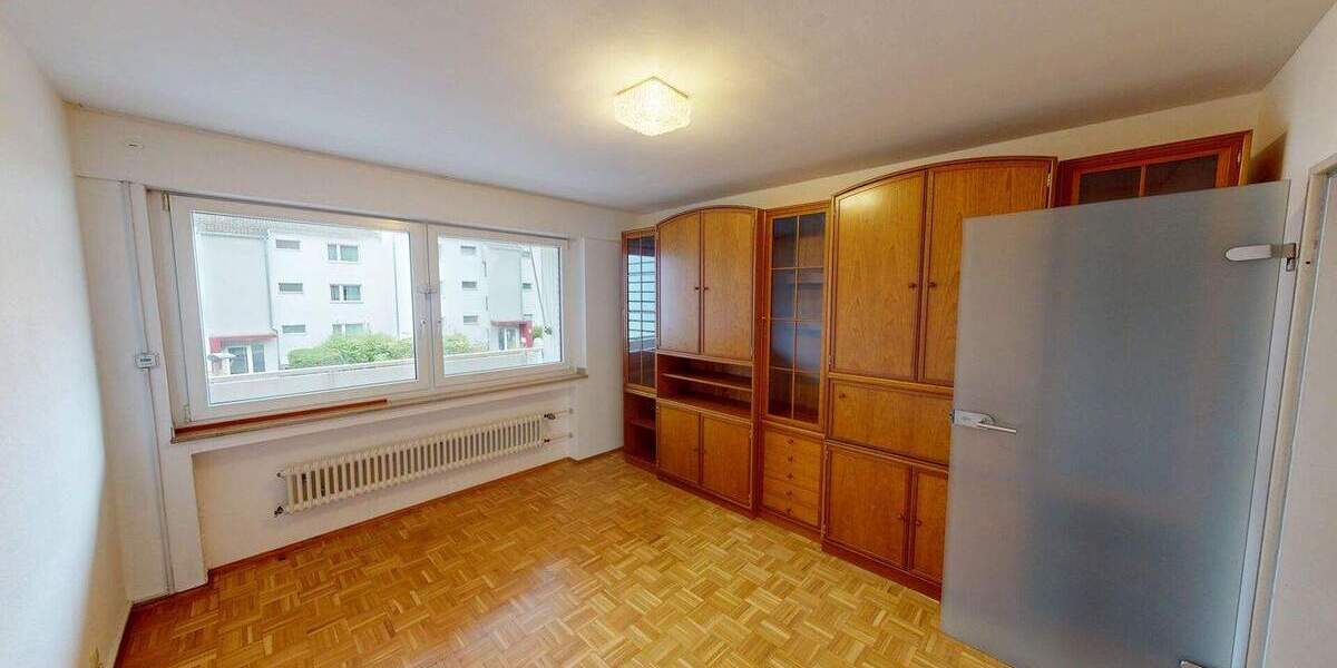 Gepflegte 3-Zimmer-Wohnung mit Parkett + zwei Balkonen in ruhigem 6-Parteien-Haus in Aachen-Zentrum 3 zimmer
